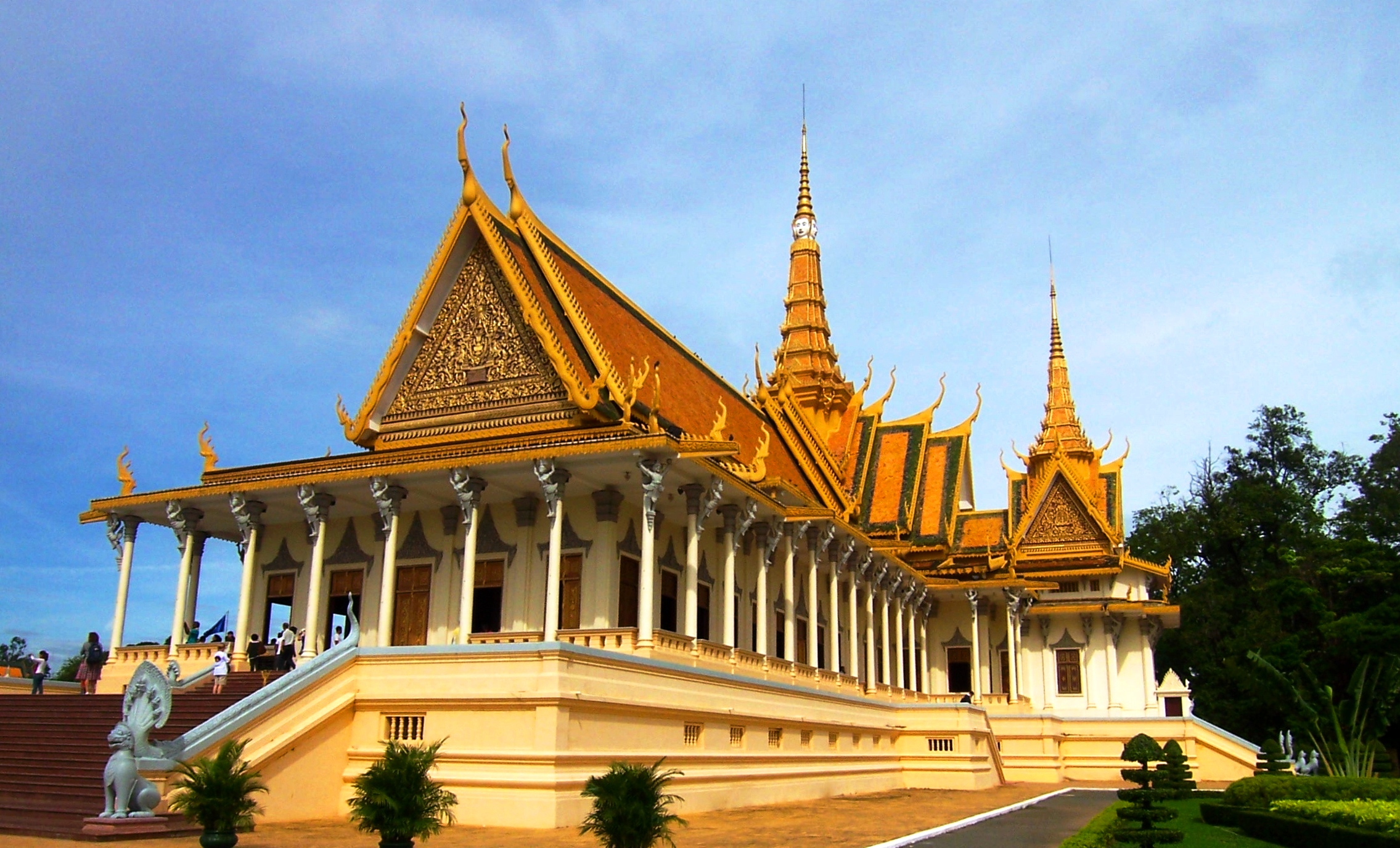 7 Fun Things To Do In Phnom Penh In 2 Days!