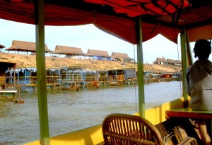 floating village cambodia