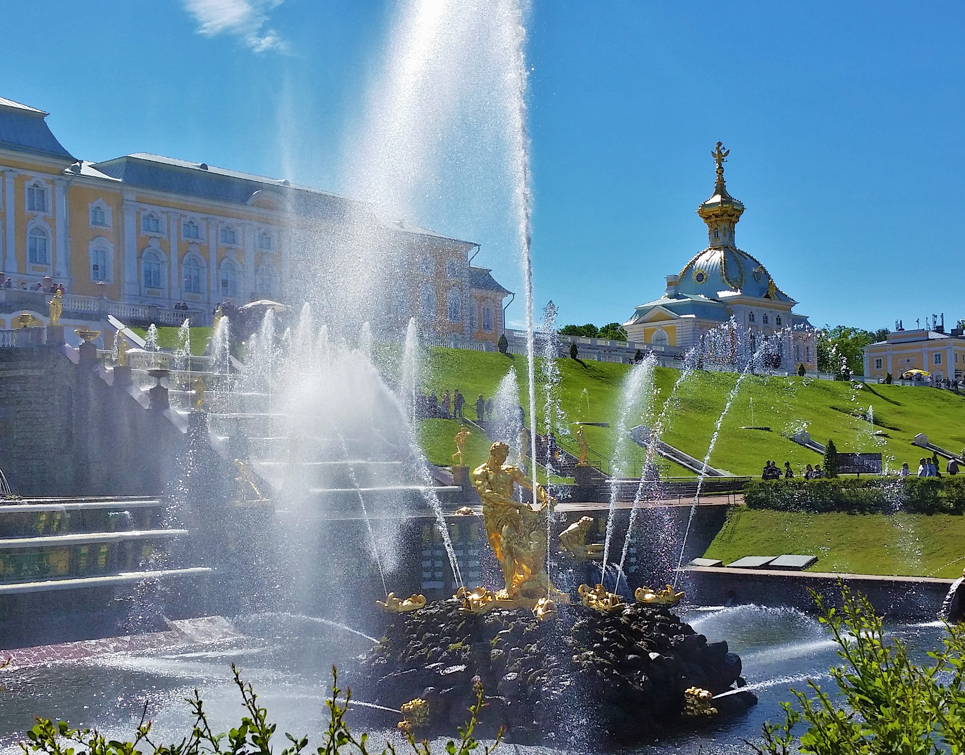 Peterhof Palace in St Petersburg- Versailles is nowhere close! 